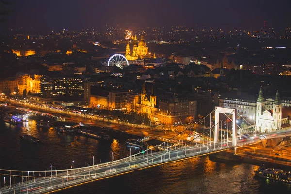 Beautuful Super Vidvinkel Antenn Natt Syn Budapest Ungern Med Floden — Stockfoto