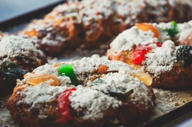 Bolo Rei, Bolo-rei veya krallar kralı kek, geleneksel Portekiz pasta, Portekiz, tatil sırasında herhangi bir Portekizli evde bir elyaf tatlı