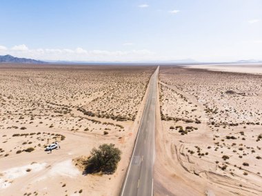 Mojave Çölü panorama, kurak bir yağmur-gölge çöl ve kurak çölde Americ Kuzey Amerika, California, Amerika Birleşik Devletleri