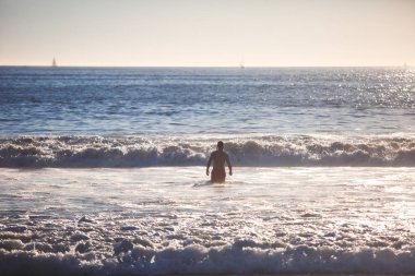 Venice Beach görünümünü günbatımı, Pasifik Okyanusu, Venedik, Los Angeles County, Kaliforniya, Birleşik Devlet üzerinde