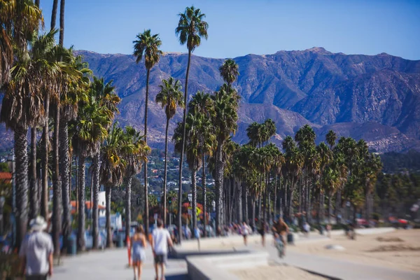 Hermosa Vista Del Paseo Frente Mar Santa Bárbara Con Playa — Foto de Stock