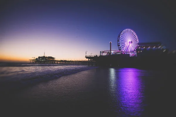 Utsikt Över Historiska Santa Monica Pier Med Strand Nöjespark Butiker — Stockfoto