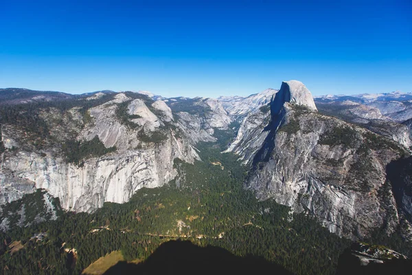 Vista Panoramica Estiva Sulla Valle Dello Yosemite Con Mezza Cupola — Foto Stock