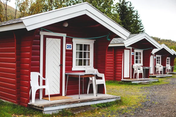 Veduta Del Campeggio Norvegese Classico Con Tradizionali Cottage Legno Rosso — Foto Stock