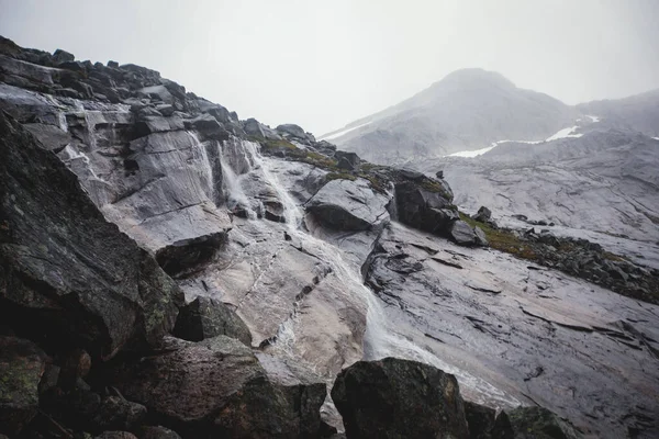 Paisagem Montanhosa Norueguesa Durante Caminhadas Para Halls Fortopp Pico Com — Fotografia de Stock