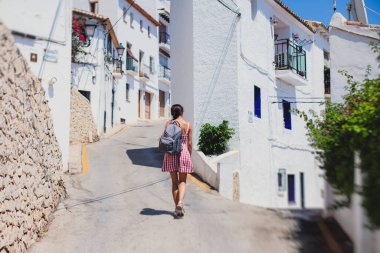 Güzel yaz güneşli Altea kasabası, Altea, Marina Baixa, Alicante ili, Akdeniz kıyısı, Costa Blanca, Valencia Topluluğu