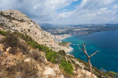 Penon de Ifach dağıyla Calpe Calp kasabası Penyal d 'Ifac Doğal Parkı' na yürüyüş sırasında, Marina Alta, Alicante ili, Valencia Topluluğu, İspanya