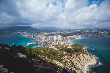 Penon de Ifach dağıyla Calpe Calp kasabası Penyal d 'Ifac Doğal Parkı' na yürüyüş sırasında, Marina Alta, Alicante ili, Valencia Topluluğu, İspanya