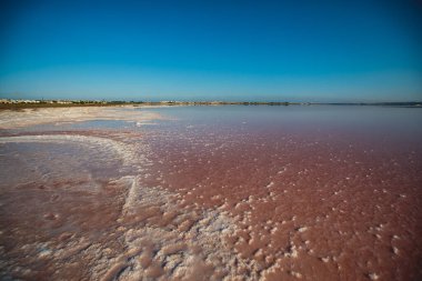 Las Salinas de Torrevieja, Pembe Torrevieja Gölü, Torrevieja, Costa Blanca 'da pembe tuz gölü, Alicante, Spai