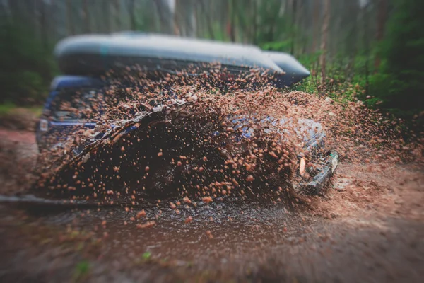 Suv Offroad 4Wd Car Rides Muddy Puddle Road Track Road — Stock Photo, Image