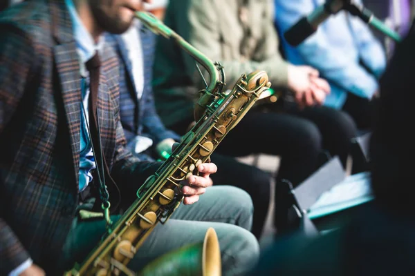 Concert View Saxophonist Saxophone Sax Player Vocalist Musical Jazz Orchestra — Stock Photo, Image