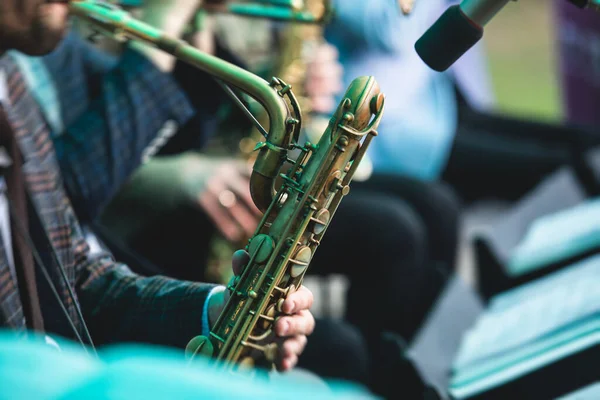 Concert View Saxophonist Saxophone Sax Player Vocalist Musical Jazz Orchestra — Stock Photo, Image