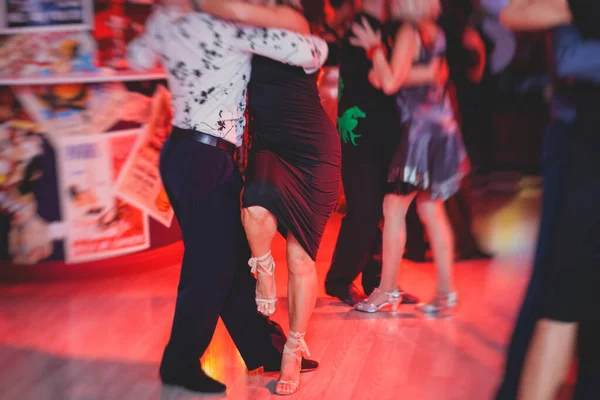 Parejas Bailando Milonga Argentina Salón Baile Clase Tango Las Luces —  Fotos de Stock