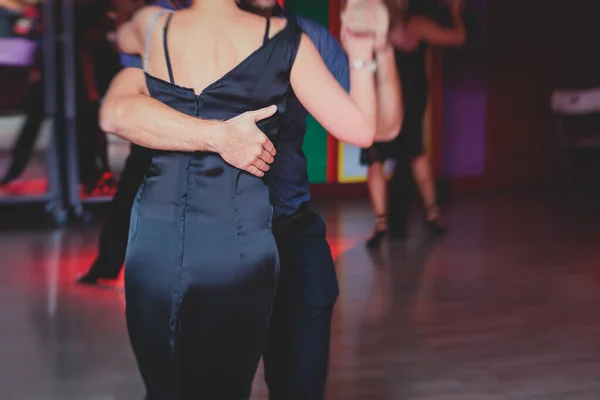 Parejas Bailando Milonga Argentina Salón Baile Clase Tango Las Luces — Foto de Stock