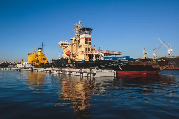 Vista Rompehielos Ruso Masivo Propulsión Nuclear Barco Rompehielos Propulsión Diesel —  Fotos de Stock