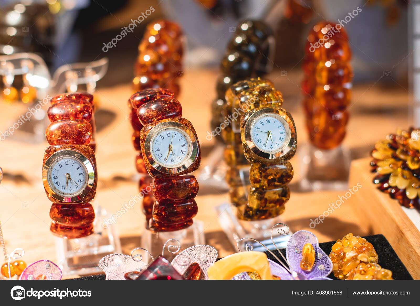 Watches, Souvenirs & Gifts