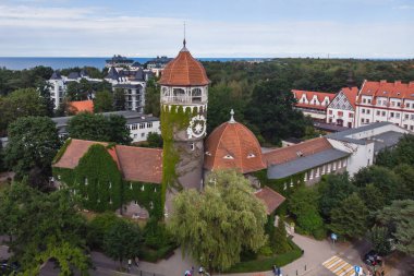 Svetlogorsk manzarası, eski Alman Rauschen, sahil beldesi, Svetlogorsky Bölgesi, Kaliningrad Oblastı, Rusya, Baltık Denizi kıyıları, şehrin ve denizin ötesinde manzarası