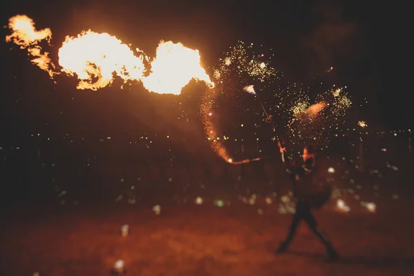 Grupo Artistas Del Fuego Fakir Realizar Espectáculo Increíble Noche Con — Foto de Stock