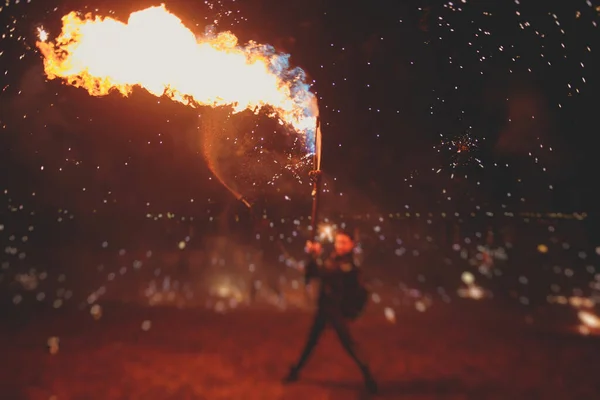 Grupo Artistas Del Fuego Fakir Realizar Espectáculo Increíble Noche Con — Foto de Stock