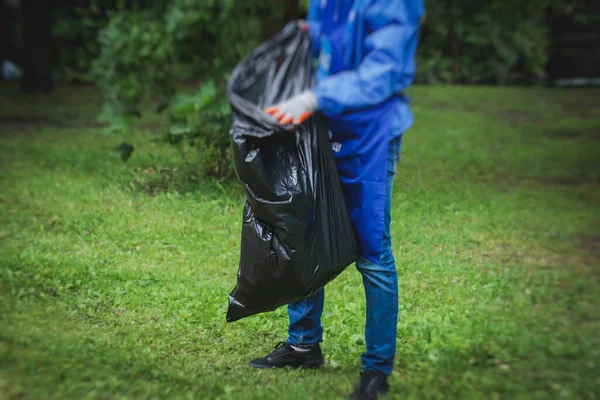 Team Aus Jugendlichen Mädchen Und Jungen Die Sich Ehrenamtlich Engagieren — Stockfoto