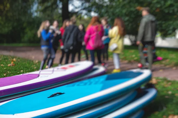 Skupina Sup Surfařů Vstát Pádlo Palubě Ženy Vstát Pádlování Společně — Stock fotografie