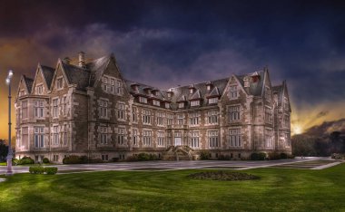 magdalena Sarayı gece manzarası. Santander, cantabria (İspanya).