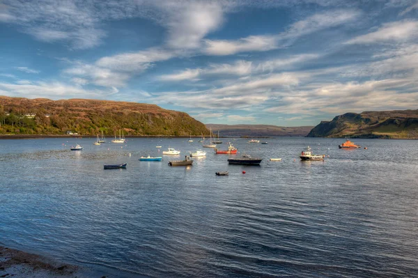 Portree Είναι Πρωτεύουσα Και Μεγαλύτερη Πόλη Στη Νήσο Skye Στην — Φωτογραφία Αρχείου