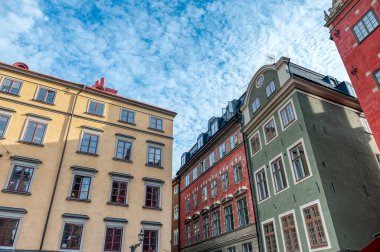 İsveç 'in başkenti Stockholm, Baltık Denizi' nde geniş bir takımada halinde 14 ada ve 50 'den fazla köprüyü kapsar..