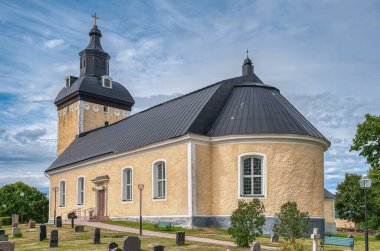 Holo, İsveç 'in Stockholm Eyaleti' nin Sdertlje Belediyesi 'nde yer alan bir şehirdir..