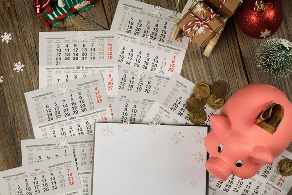 Pusty Arkusz Papieru Pink Piggy Bank Tle Nowego Roku Widok — Zdjęcie stockowe