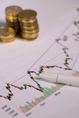 Renkli diyagramındaki bir kalem. Para içinde belgili tanımlık geçmiş. Portre