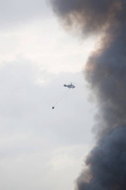 Devlet Acil Servis helikopteri t su getiriyor