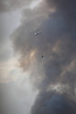 Devlet Acil Servis helikopteri t su getiriyor