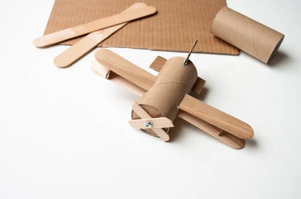 Flugzeuge Aus Toilettenpapierrolle Und Stöcken Diy Für Kinder Flugzeugspielzeug Dekoration — Stockfoto