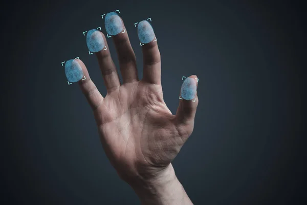 Escaneando huellas dactilares de la mano. Seguridad y concepto biométrico . — Foto de Stock