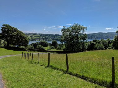 Göl manzaralı Windermere Gölü, Lake District