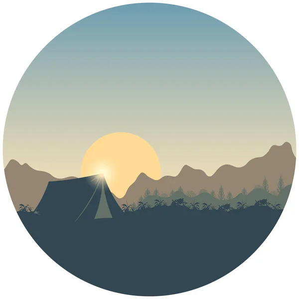 概念探险景观 流浪和露营 在太阳和天空背景上的山 山和森林的轮廓 春天的旅行 夏天的旅行 帐篷和日出 圆形标志 — 图库矢量图片