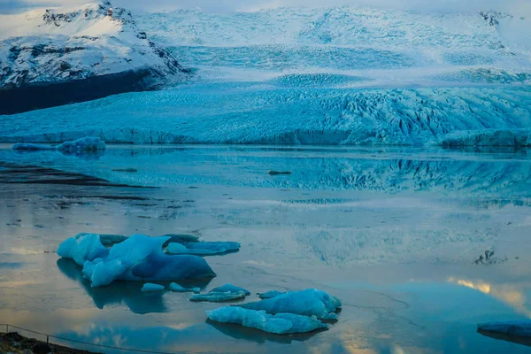 Island Fjallsarlonglaciärsjö — Stockfoto