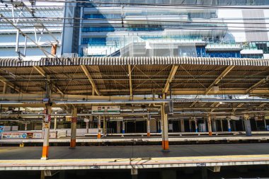 İnsansız Yokohama İstasyonu 'nun resmi