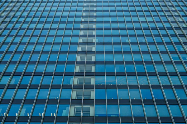 Ηλιόλουστο Γαλάζιο Του Ουρανού Και Akihabara Των Κτιρίων — Φωτογραφία Αρχείου