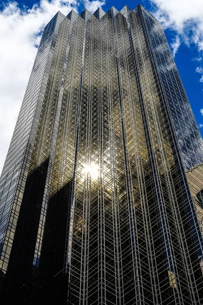 Trump Tower Blue Sky Νέα Υόρκη — Φωτογραφία Αρχείου