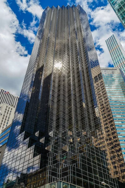 Trump Tower Estrelas Listras — Fotografia de Stock