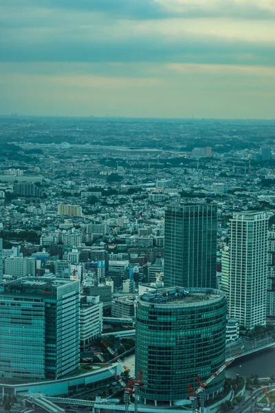 Вечер Офисных Зданий Башни Йокогамы — стоковое фото