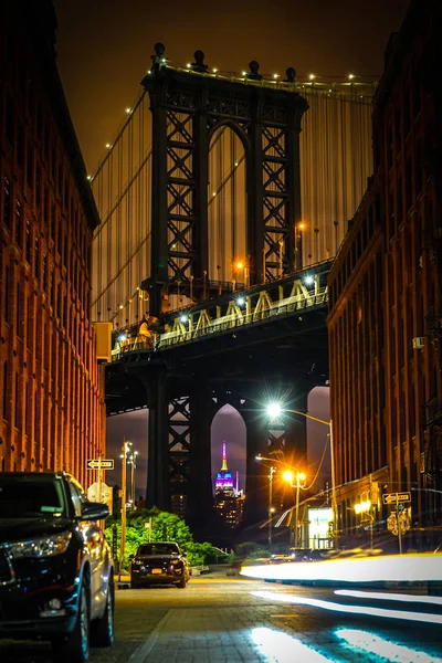 曼哈顿大桥的夜晚 — 图库照片