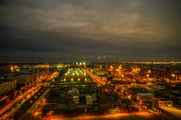 东京货柜码头Odaiba的夜景 — 图库照片