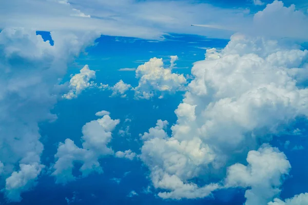 飛行機から見た雲と空 — ストック写真