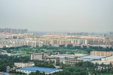 Chengdu, Çin şehri gökyüzünden görünüyor.