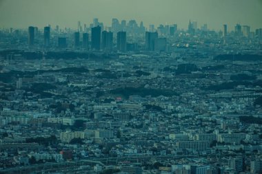Yokohama Şehir Kulesi 'nden görünen şehir manzarası