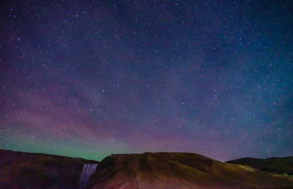 Islandia Aurora Silueta Montaña — Foto de Stock