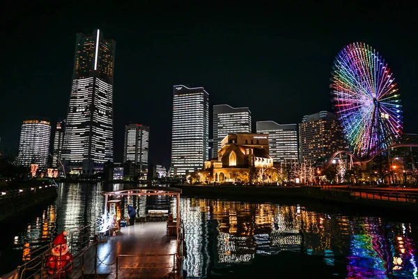 Todos Los Espacios Públicos Privados Iluminan Oficina Minato Mirai —  Fotos de Stock